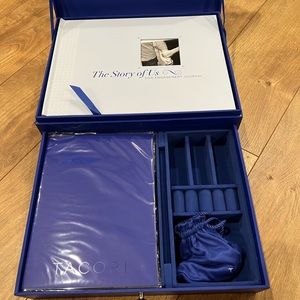 Exclusive TACORI Engagement Keepsake Box!